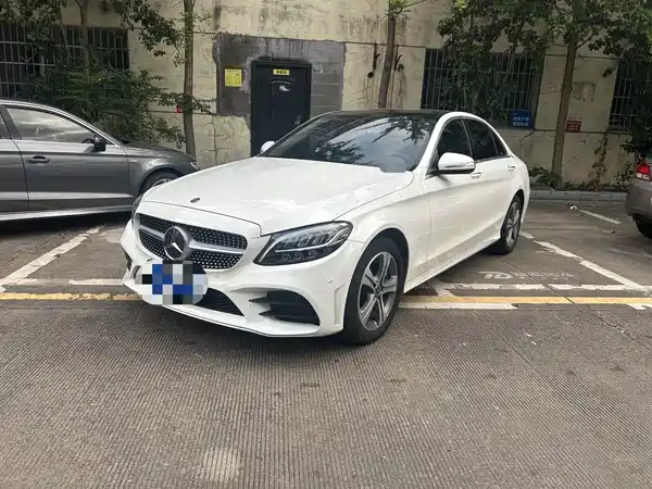 Mercedes-Benz C-Class 2020
