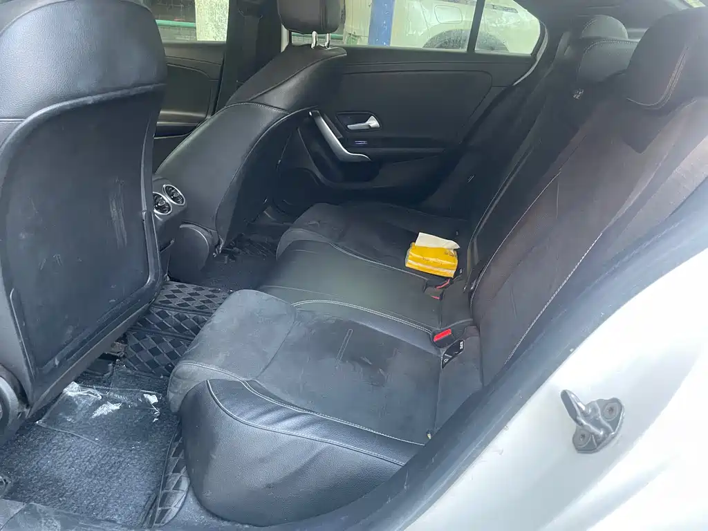 Mercedes-Benz A-Class 2020 — фото 10