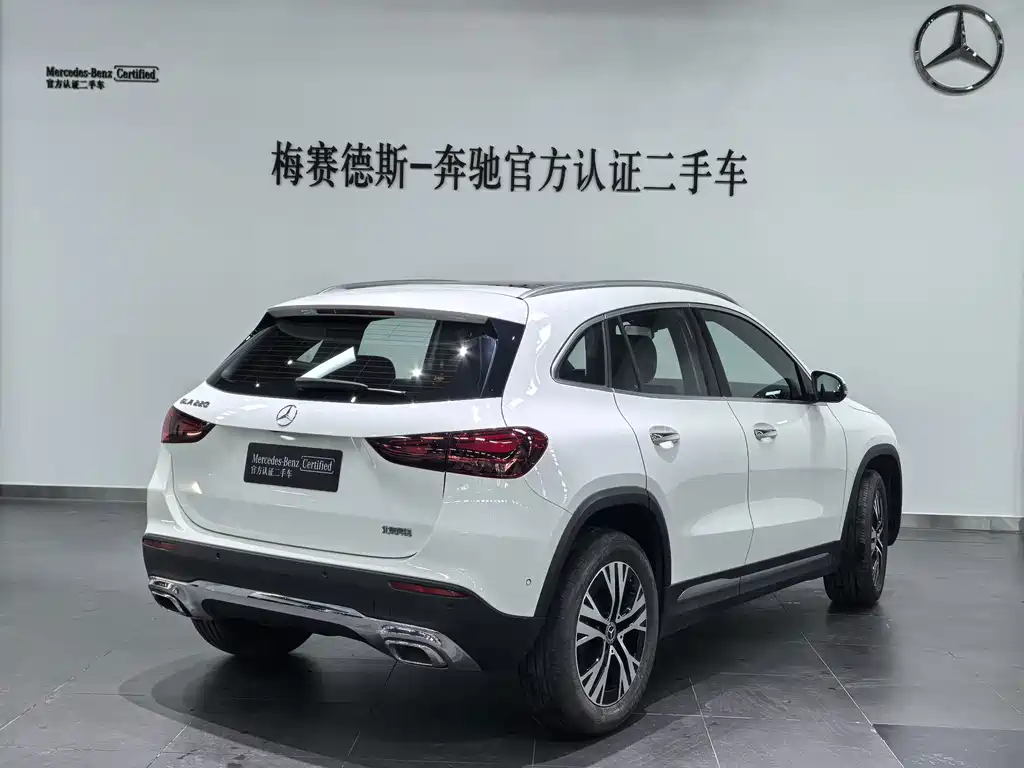 Mercedes-Benz GLA 2024 — фото 15