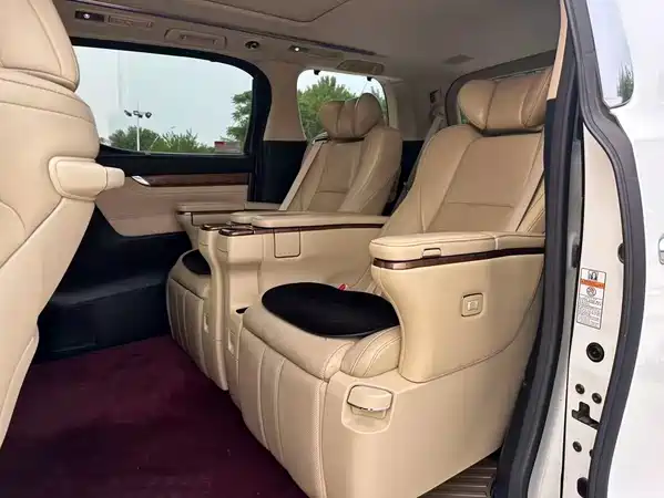 Toyota Alphard 2017