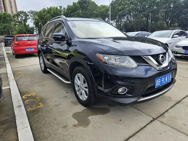 Nissan X-Trail 2015