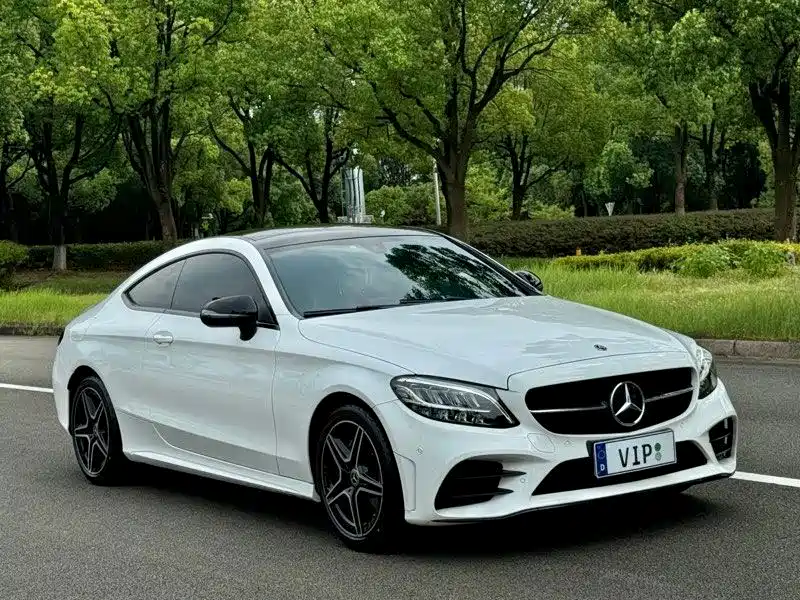 Mercedes-Benz C-Class 2023 — фото 3