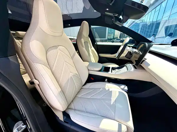 NIO ET5T 2025