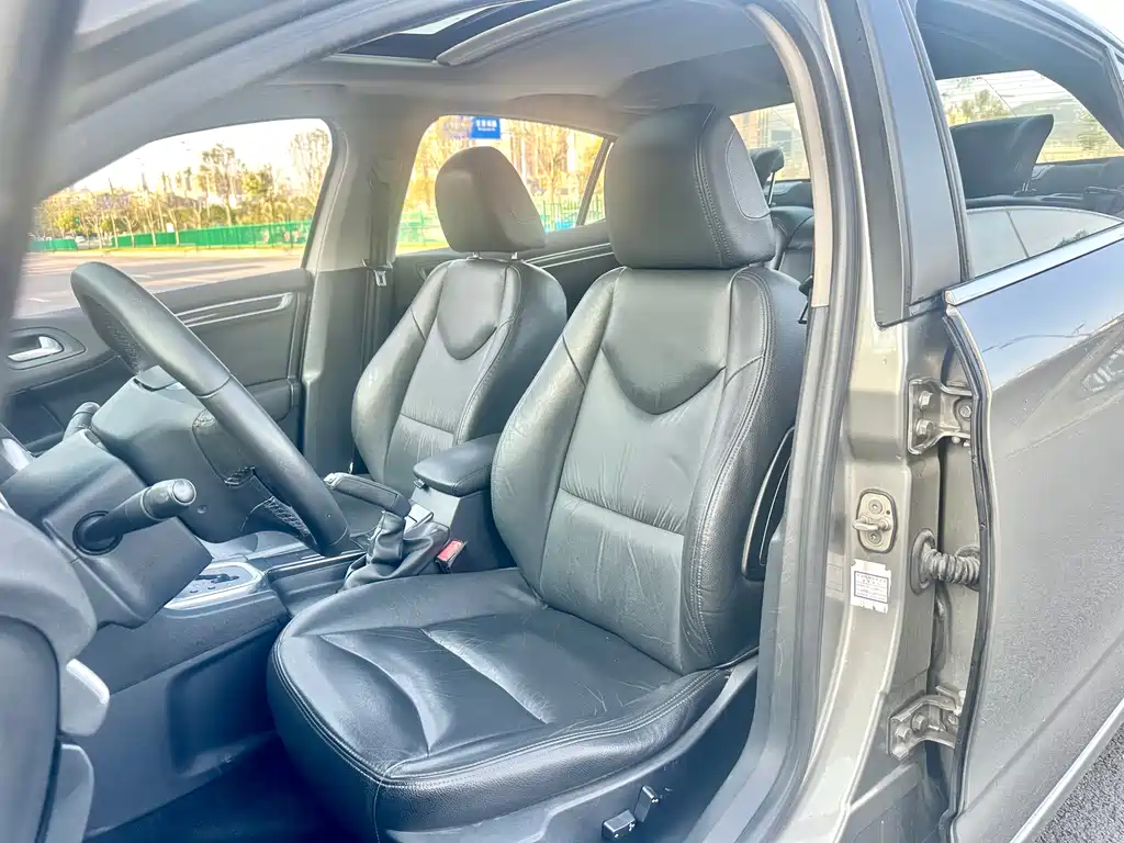 Citroen C4L 2015 — фото 20
