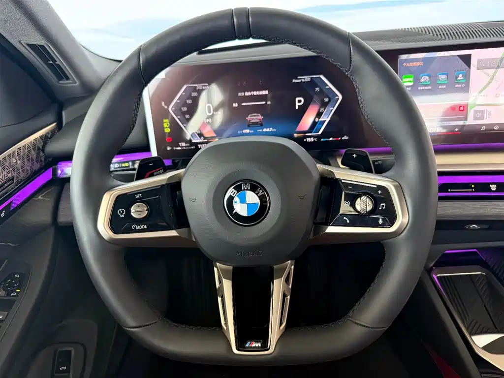 BMW 5 Series 2025 — фото 14