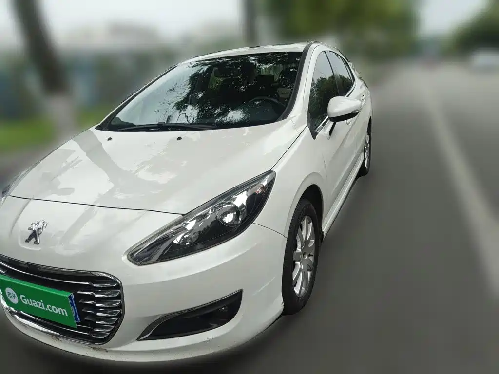 Peugeot 308 2015
