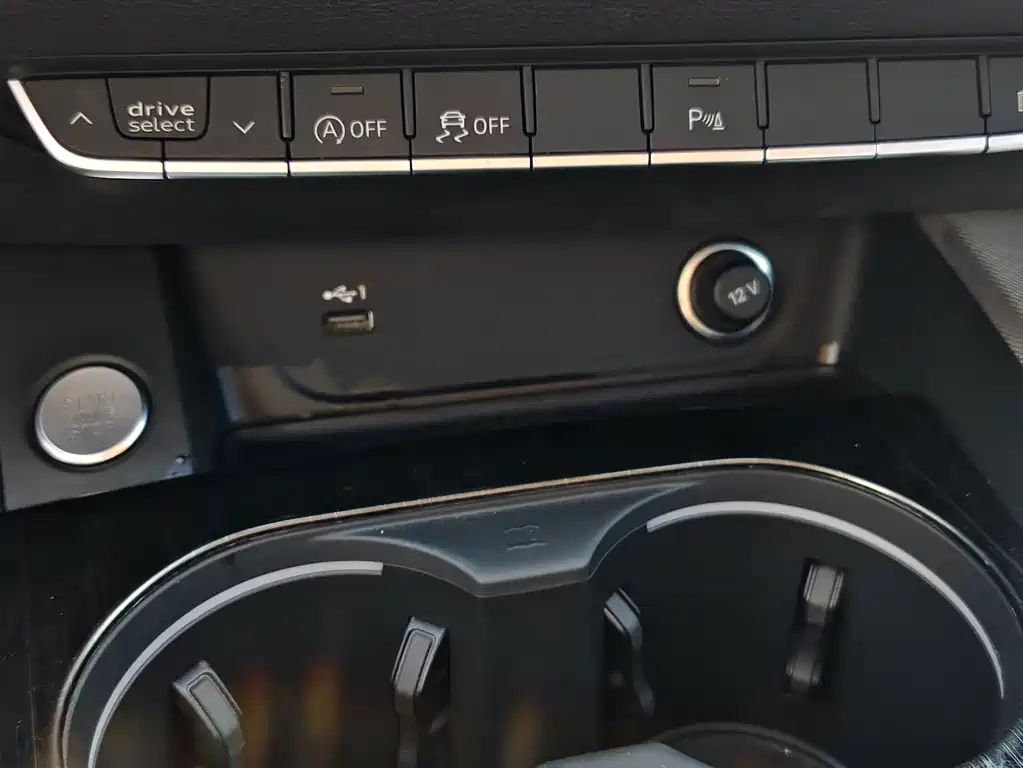 Audi A5 2021 — фото 17