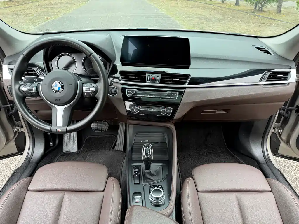 BMW X1 2021 — фото 13