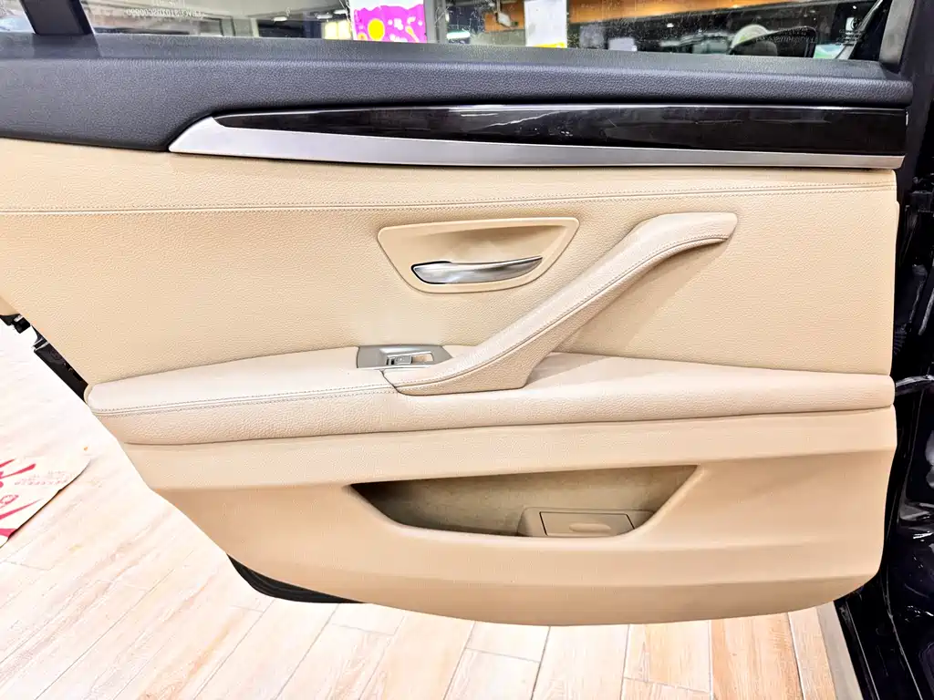 BMW 5 Series 2013 — фото 14