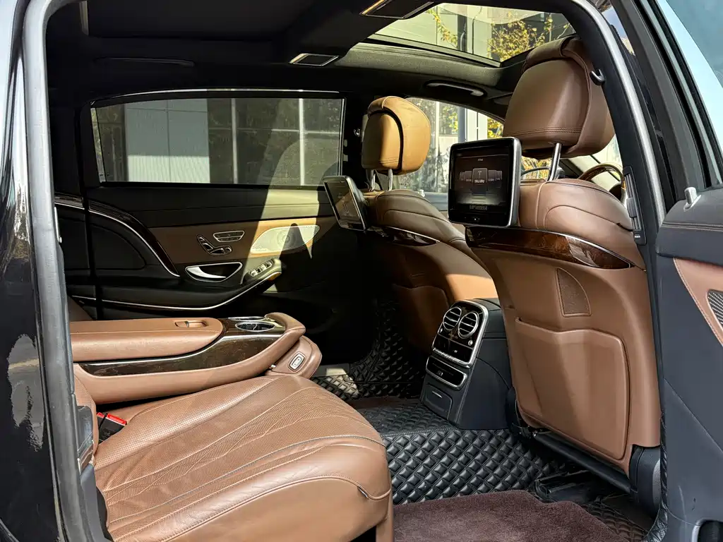 Mercedes-Benz S-Class 2017 — фото 11