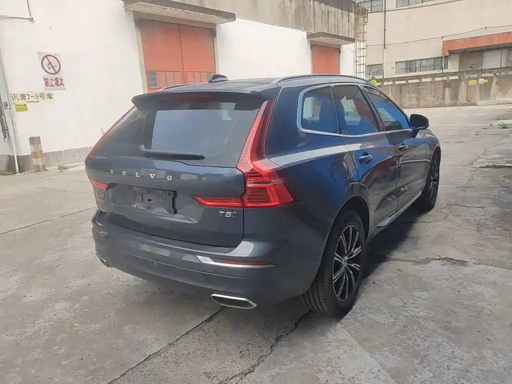 Volvo XC60 2021