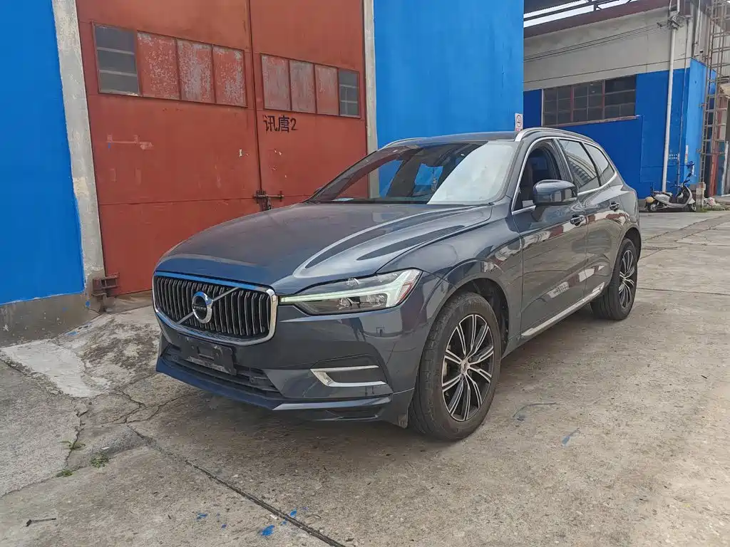 Volvo XC60 2021