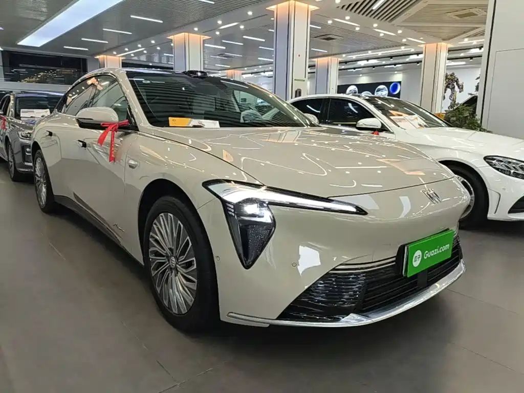 Buick Zhijing L7 2025 — фото 4