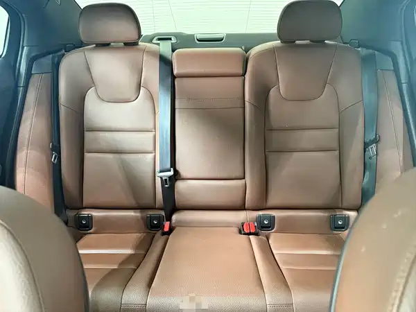 Volvo S60 2023
