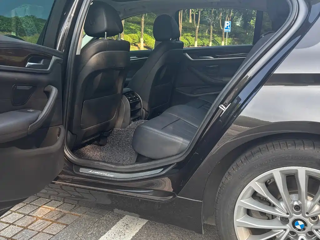 BMW 5 Series 2018