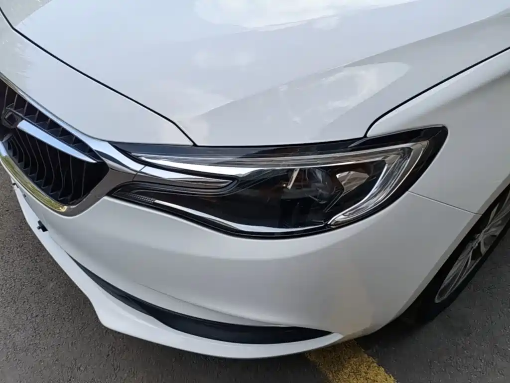 Buick Excelle 2017 — фото 24