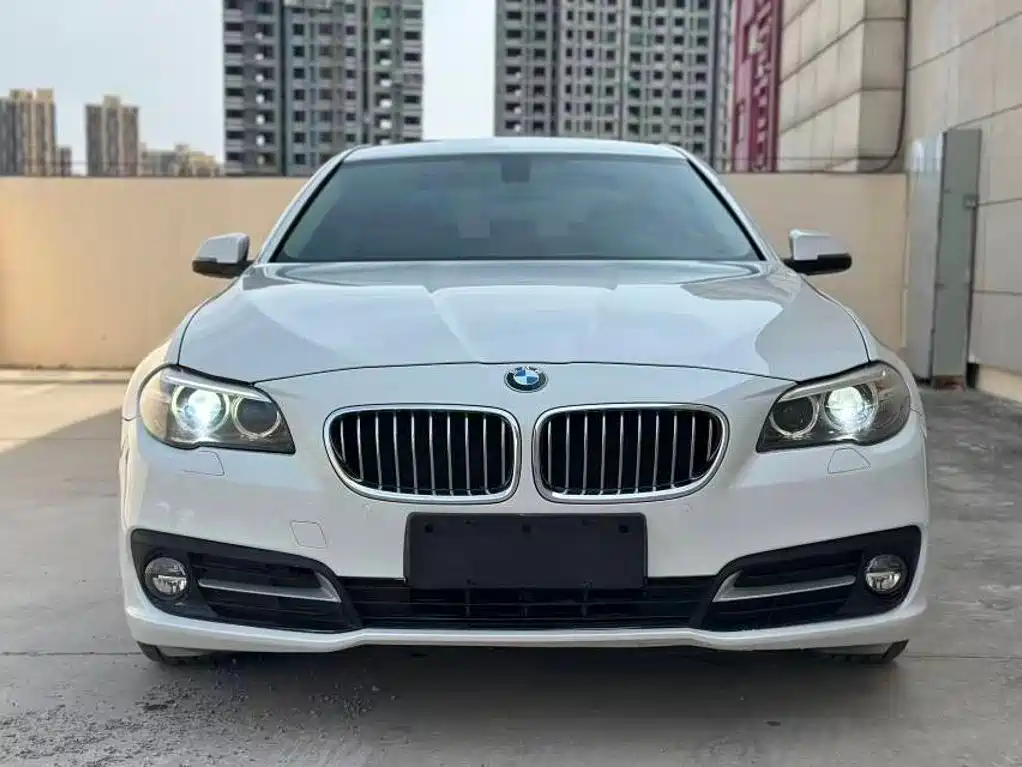 BMW 5 Series 2016 — фото 2
