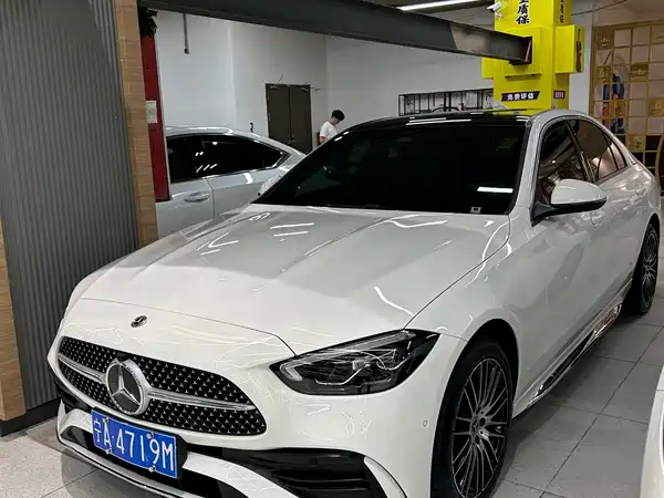 Mercedes-Benz C-Class 2024
