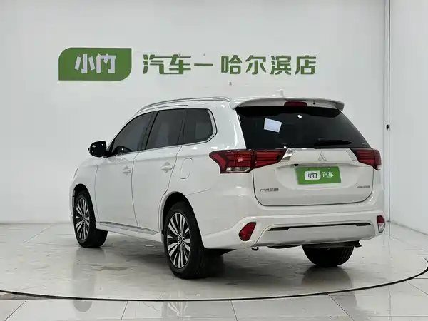 Mitsubishi Outlander 2022