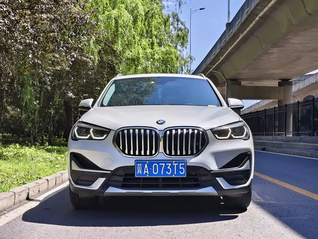 BMW X1 2020 — фото 2