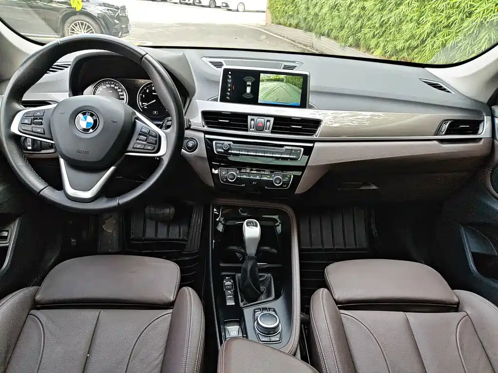 BMW X1 New Energy 2018 — фото 15
