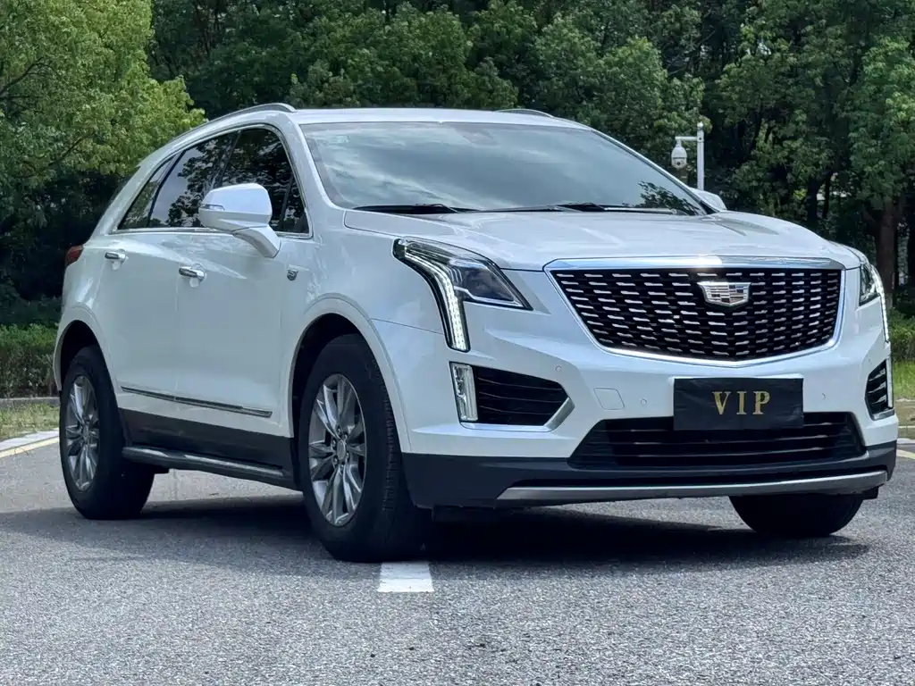 Cadillac XT5 2021 — фото 2