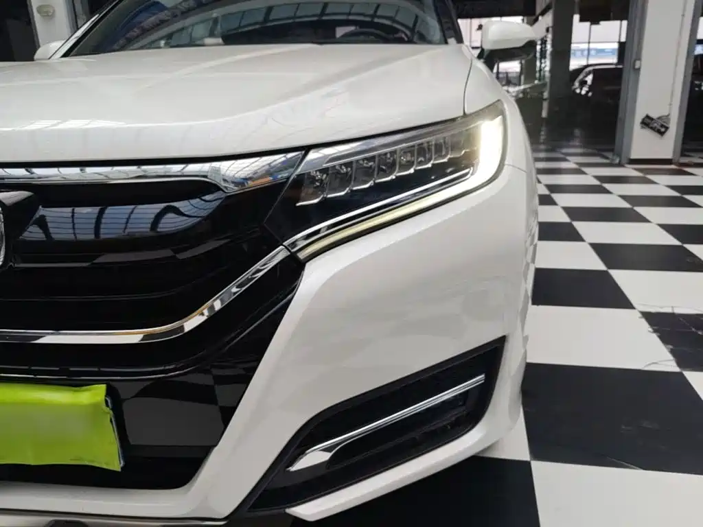 Honda UR-V 2018 — фото 24