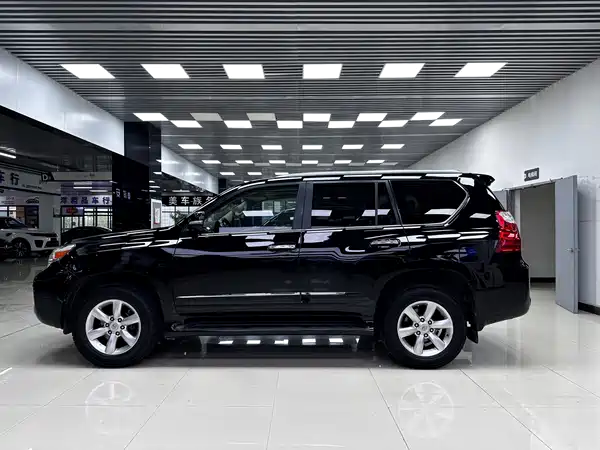 Lexus GX 2010