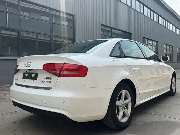 Audi A4L 2013