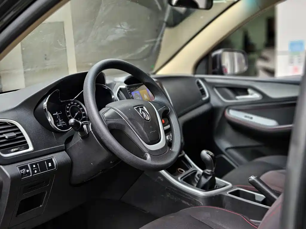 Baojun 560 2015