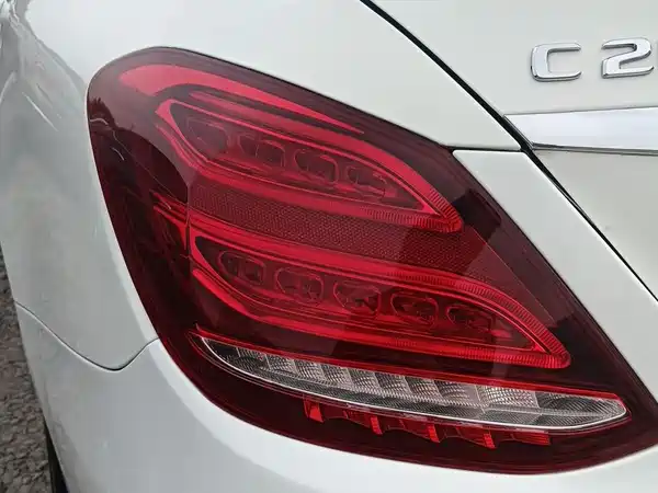 Mercedes-Benz C-Class 2017