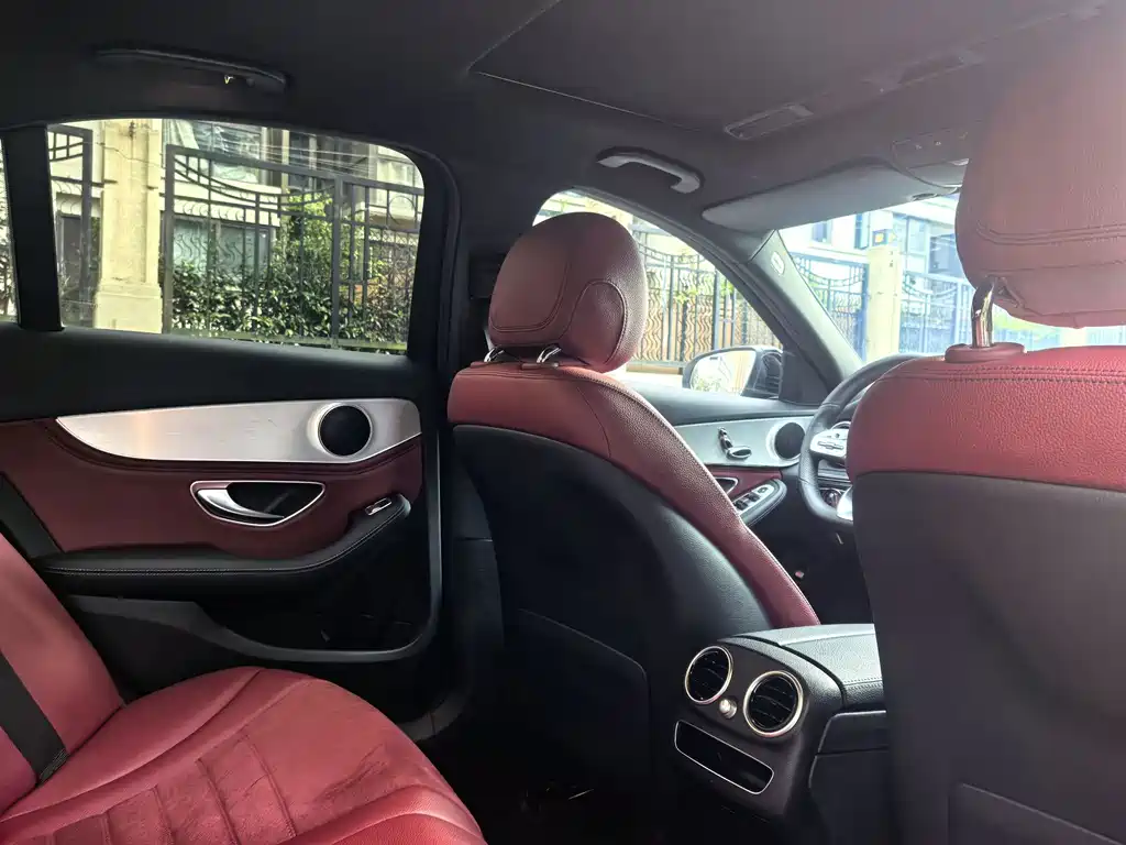 Mercedes-Benz C-Class 2019 — фото 10