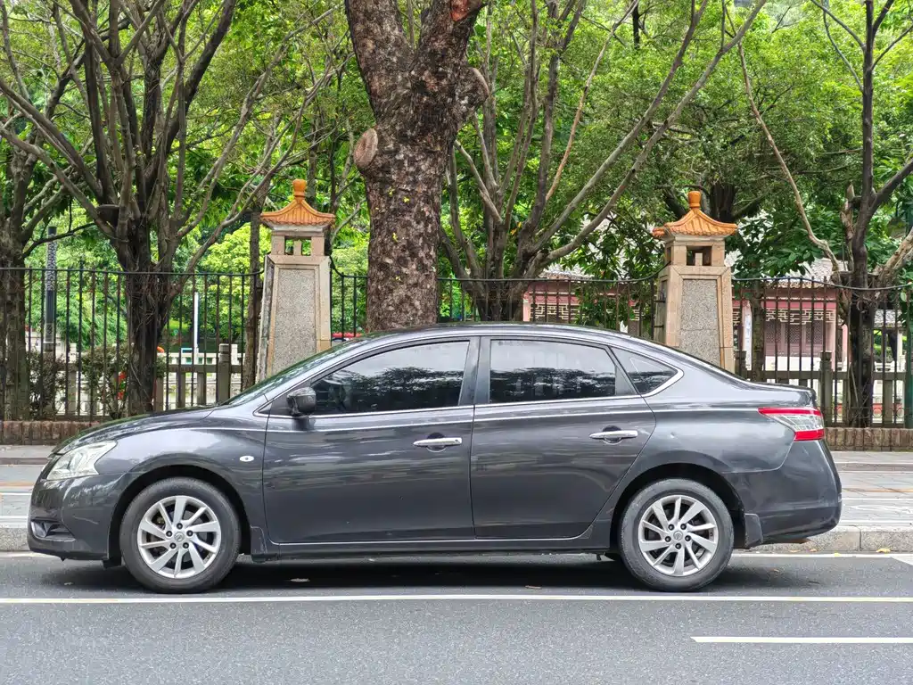 Nissan Sylphy 2013