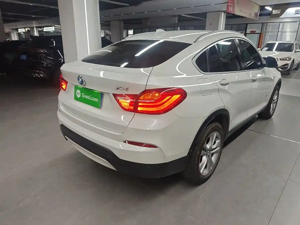BMW X4 2016 — фото 7