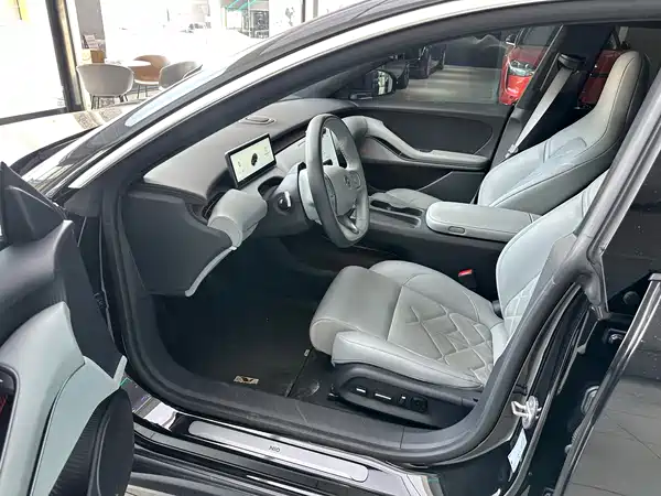 NIO ET5T 2023