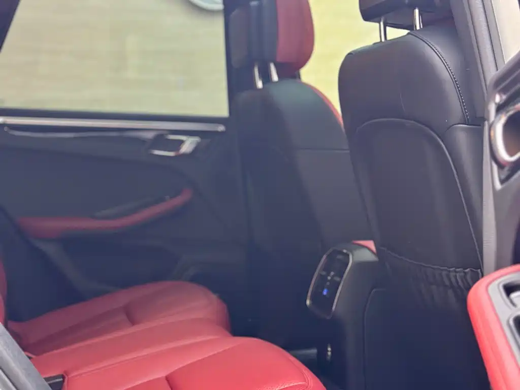 Porsche Macan 2020
