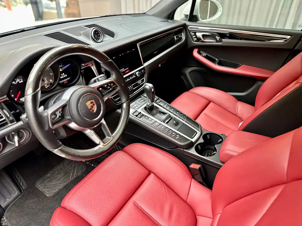 Porsche Macan 2020