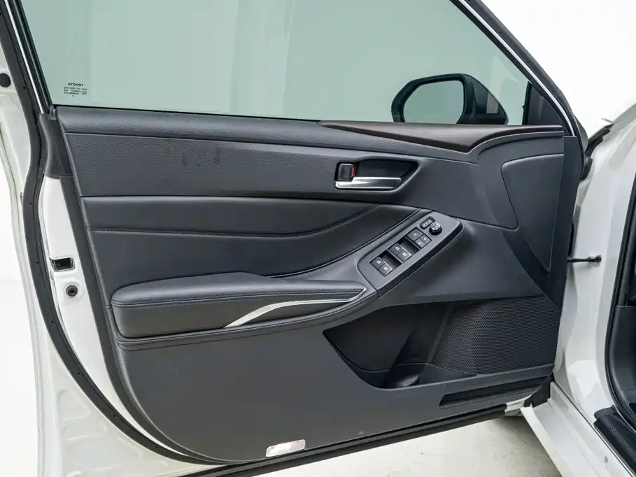 Toyota Avalon 2022 — фото 11