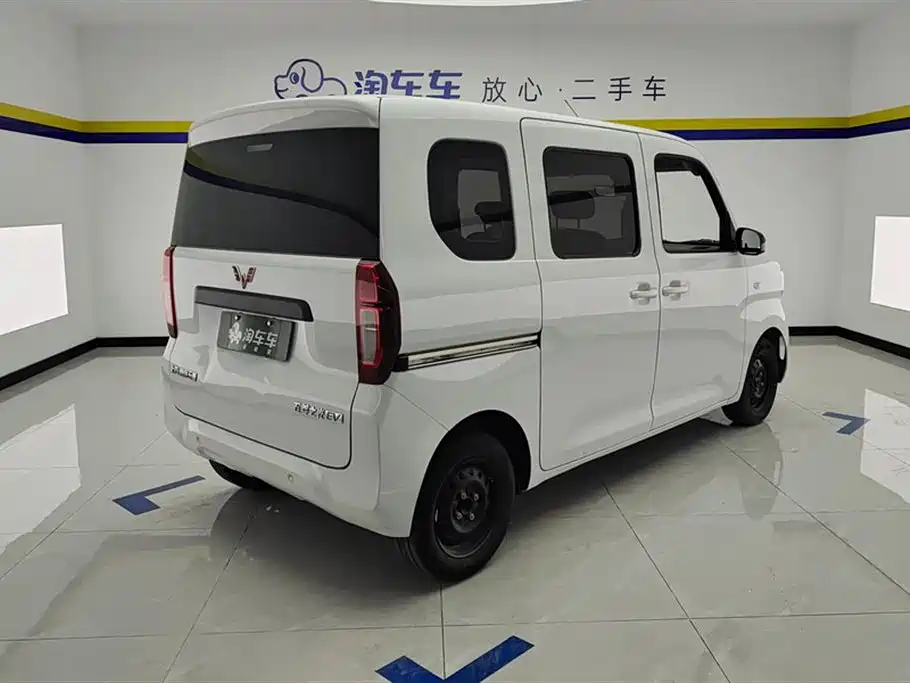 Wuling Zhiguang EV 2025 — фото 3