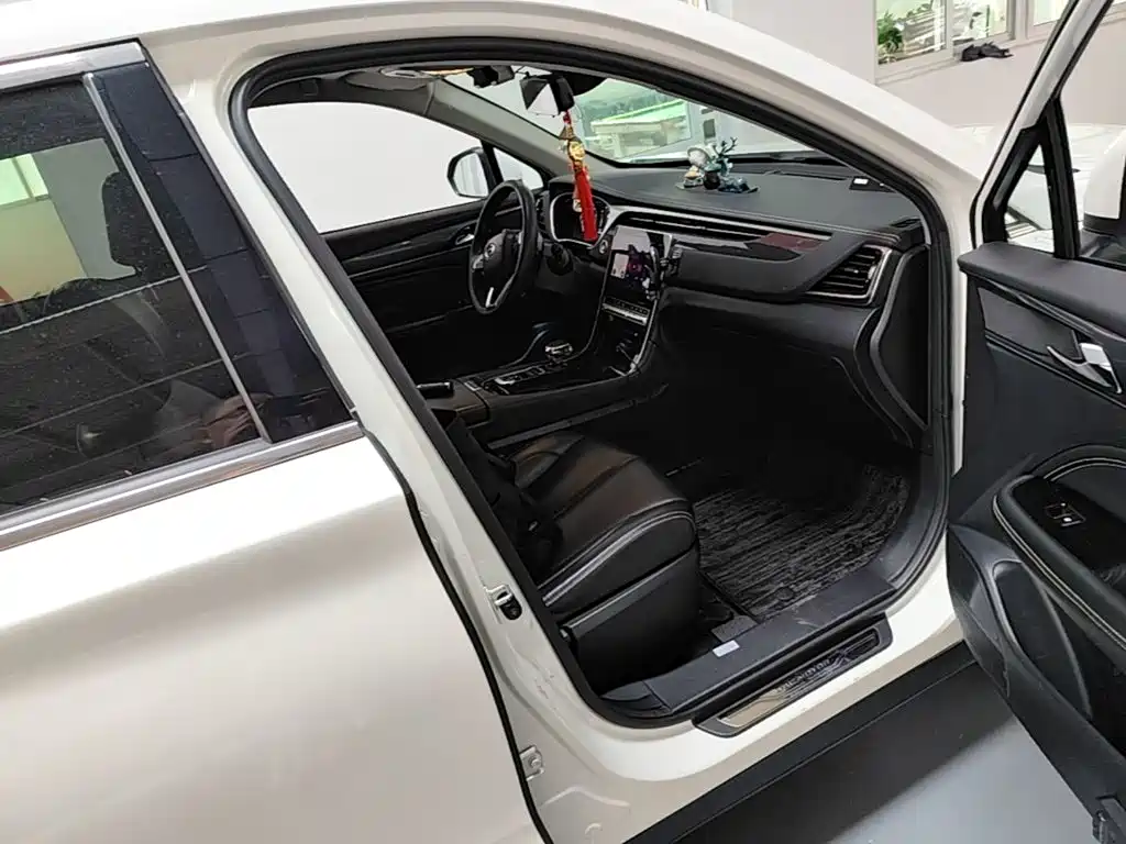 GAC Trumpchi GS5 2020 — фото 9