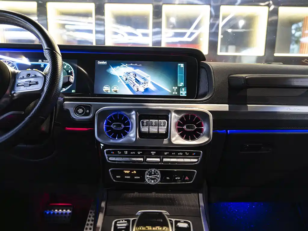 Mercedes-Benz G-Class 2021 — фото 14