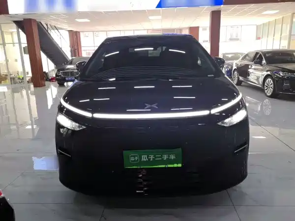 XPeng X9 2025