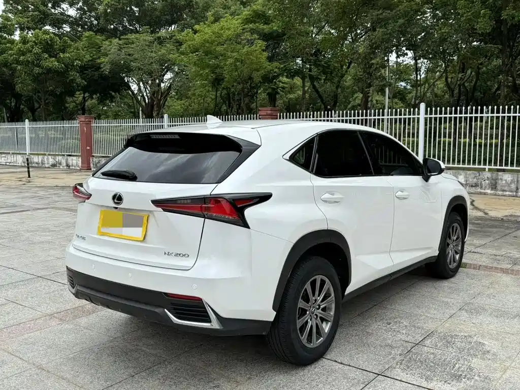 Lexus NX 2021 — фото 3