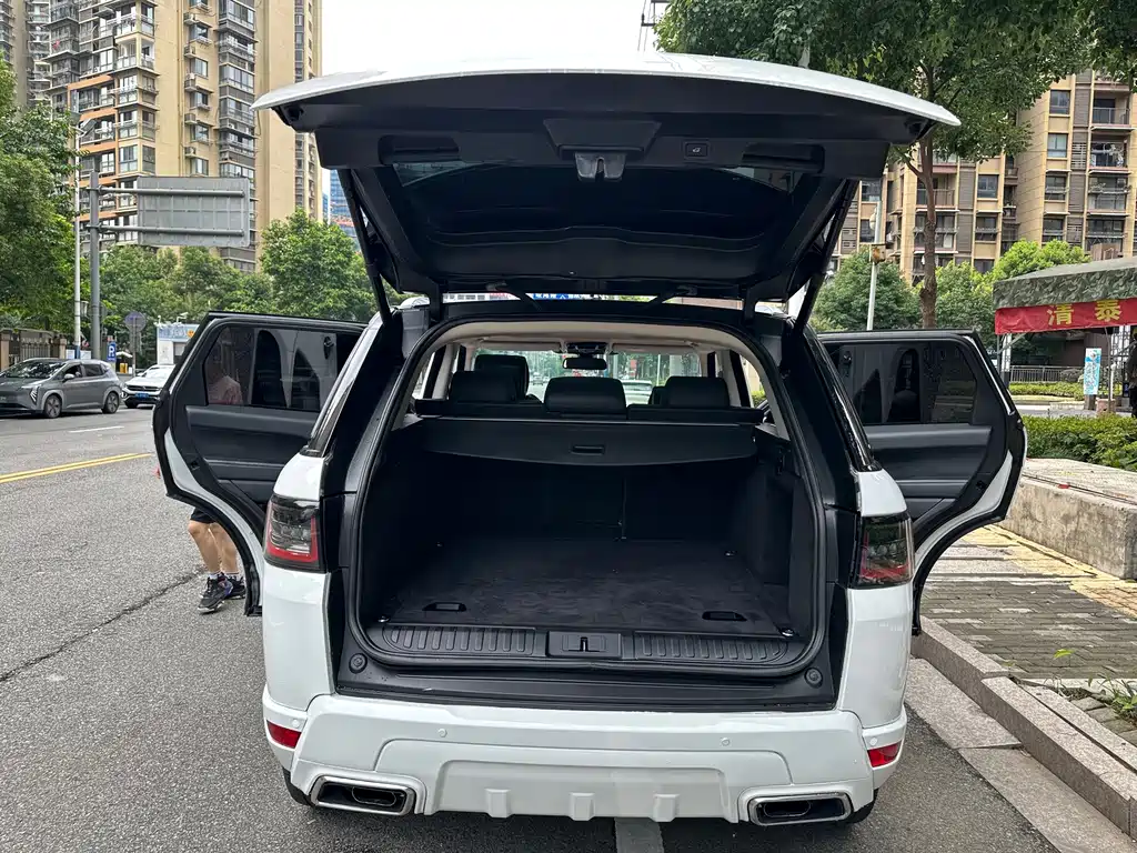Land Rover Sport 2017 — фото 12