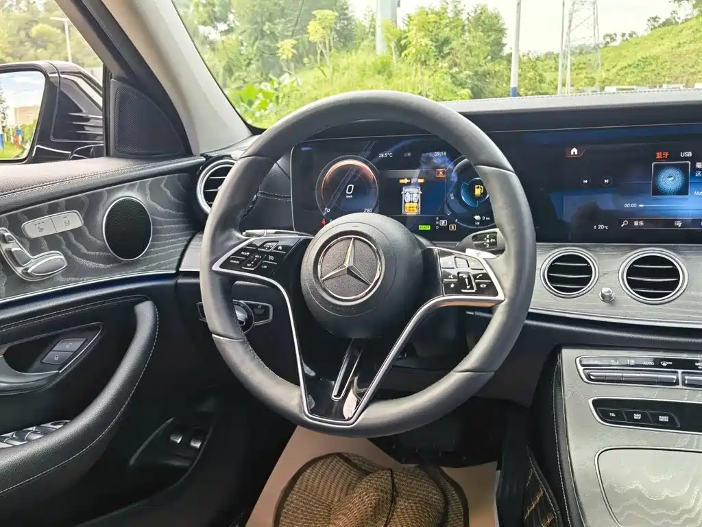 Mercedes-Benz E-Class New Energy 2022 — фото 11