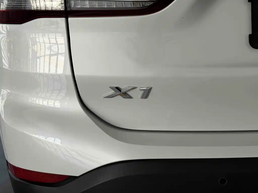 BMW X1 2022 — фото 7