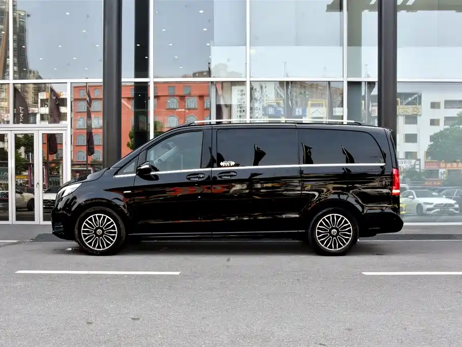 Mercedes-Benz V-Class 2020 — фото 3