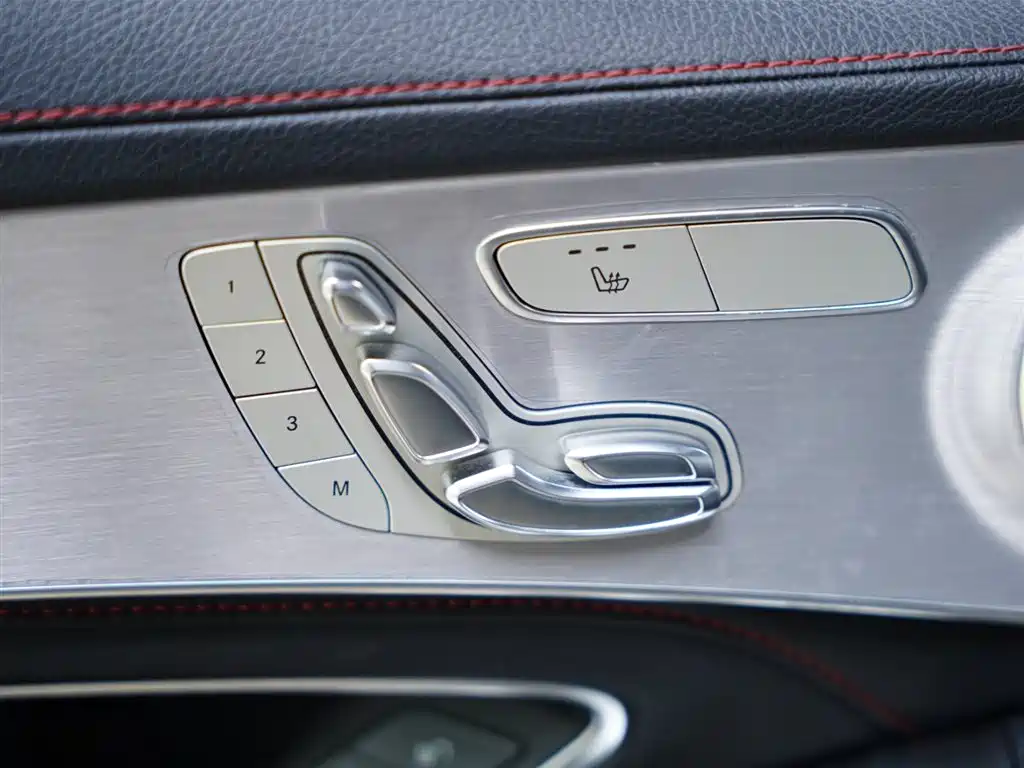 Mercedes-Benz C-Class AMG 2019 — фото 29