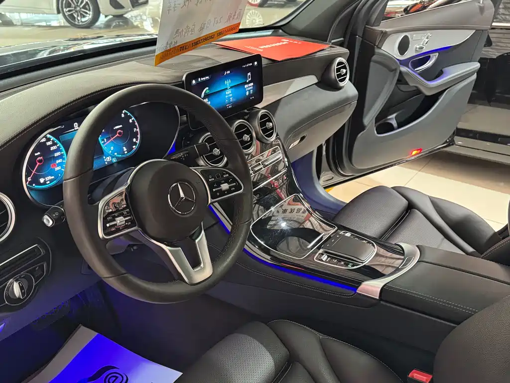 Mercedes-Benz GLC 2021 — фото 12