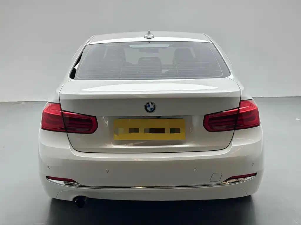 BMW 3 Series 2015 — фото 8